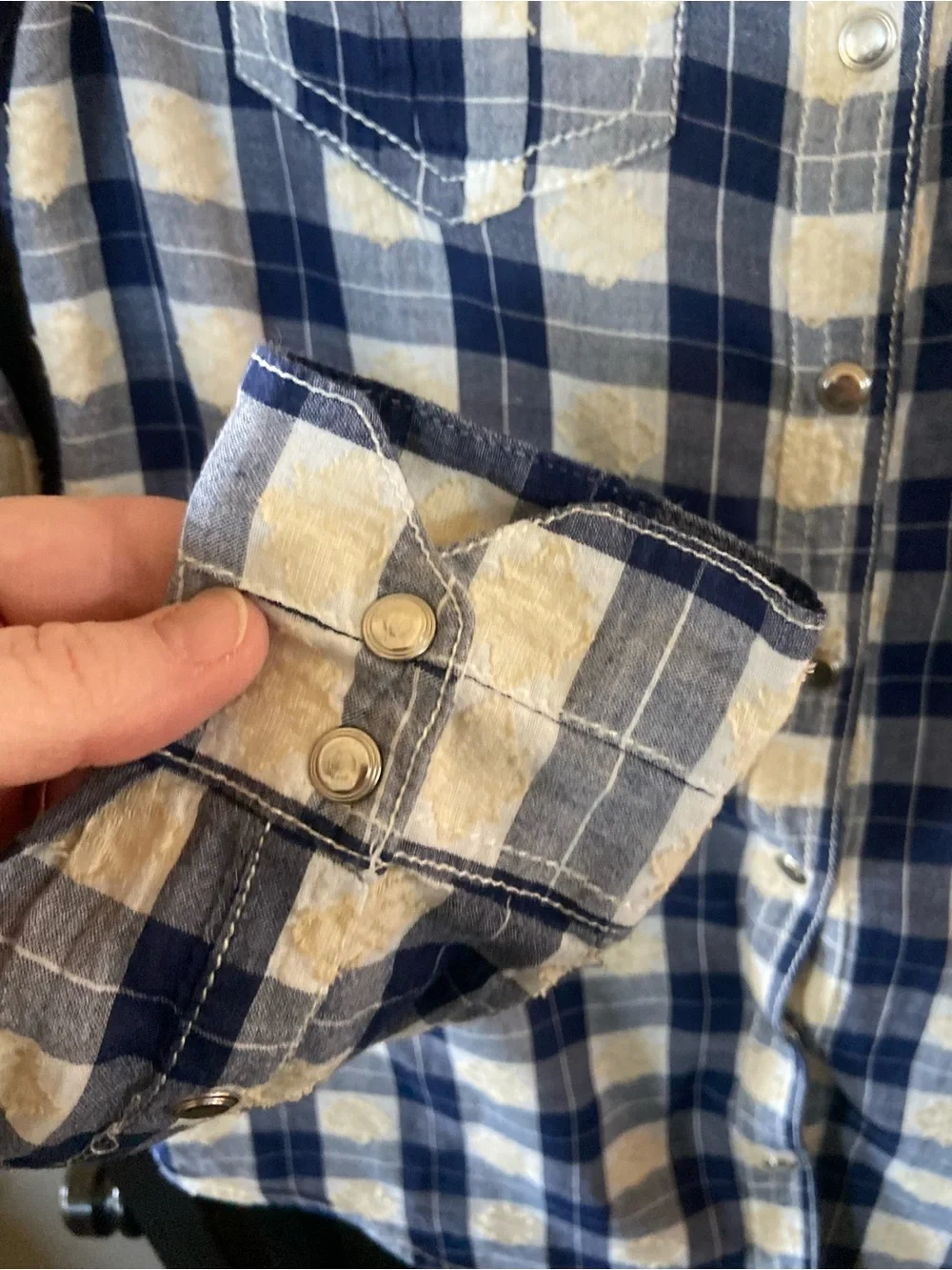 HOLDING HORSES long sleeve